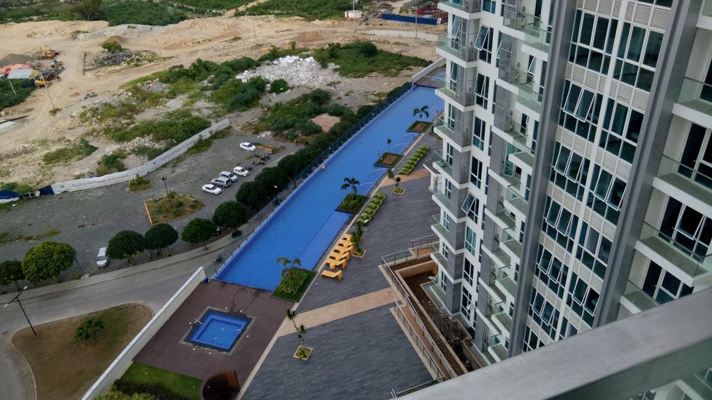 Mactan Newtown Condo Lapu-Lapu City Exteriör bild